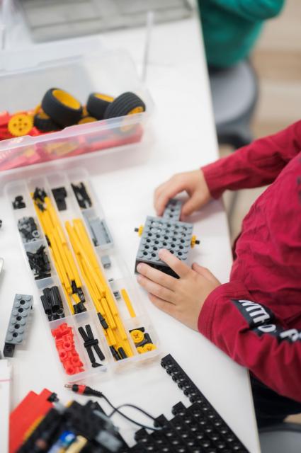 ヒューマンアカデミー　ロボット ヒューマンアカデミージュニア 多摩センター駅前教室｜ロボット教室